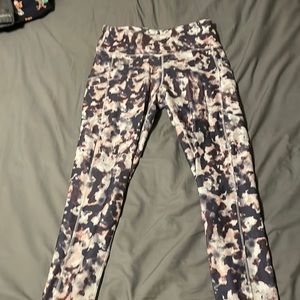 Leggings with pockets